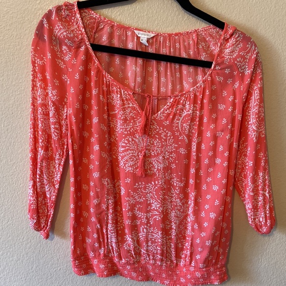 Aeropostale Tops - 5/$10❤️❤️❤️Aeropostale Paisley Boho